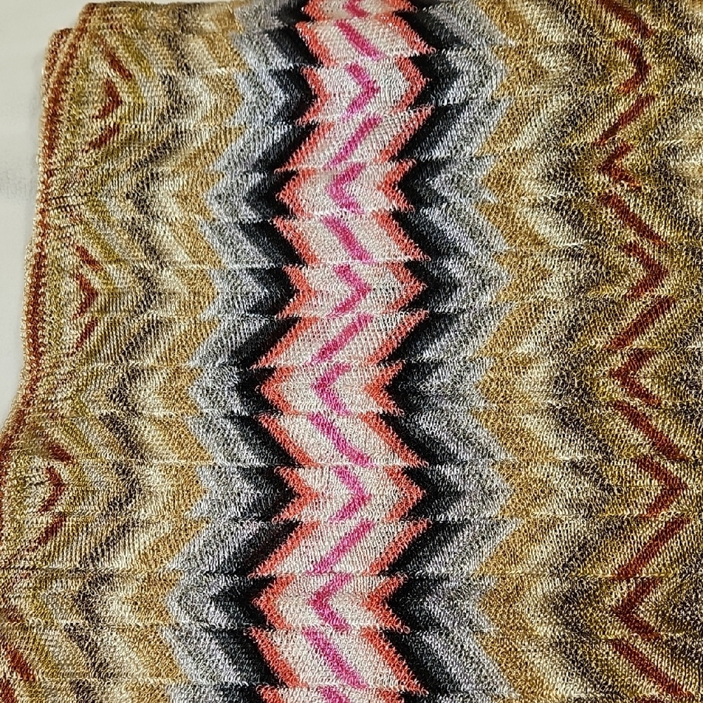 Missoni Vibrant Wrap - Picture 2 of 10